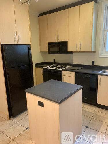 160 Mallorca Way, Unit 9 Rental photo 5